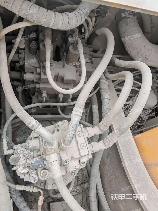 回转马达(上车部件) 回转马达(上车部件)