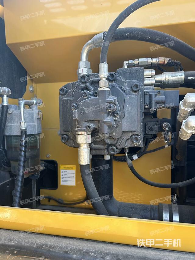 液壓泵室（大件艙室）