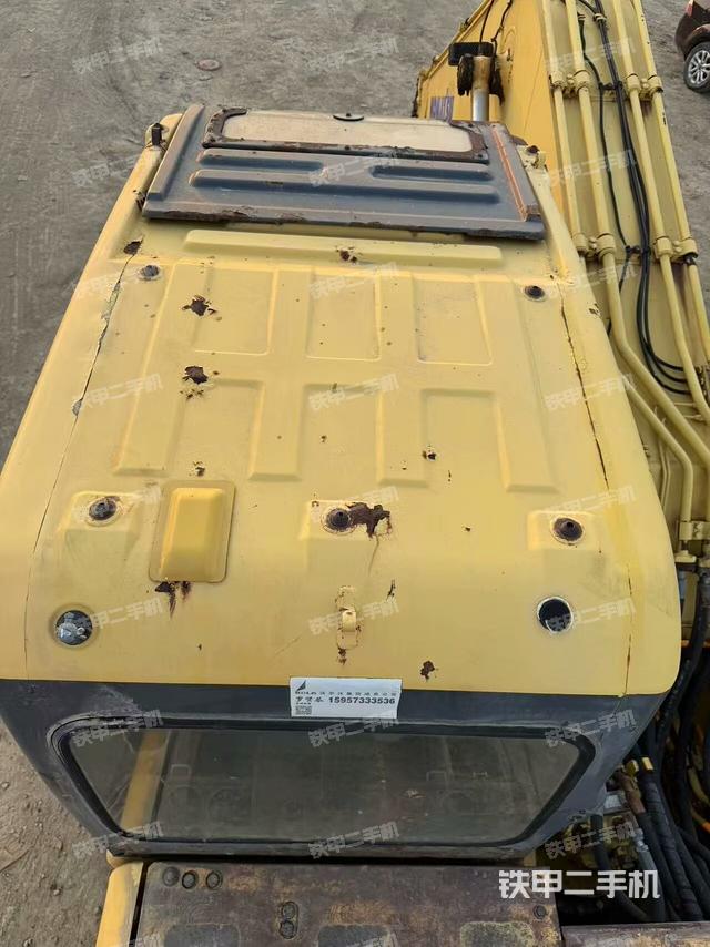 駕駛室頂部俯視（上車部件）