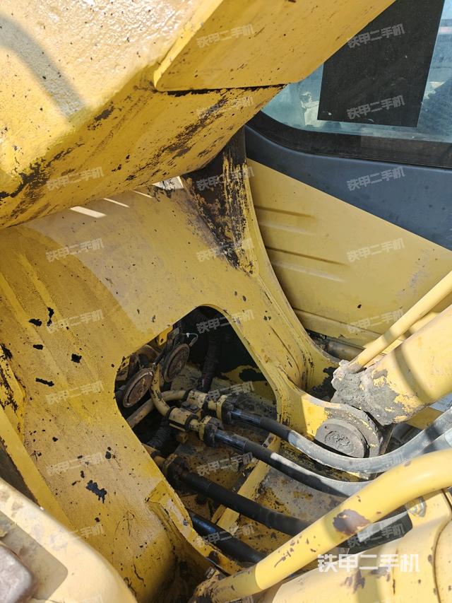 大臂根部?斜視（工作和回轉裝置）