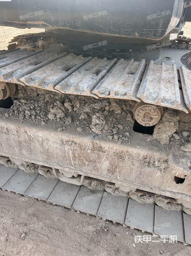 左驅(qū)動輪（行走機構）