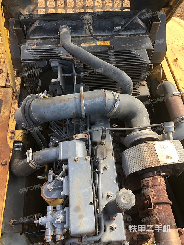 发动机整体俯视（整机外观）