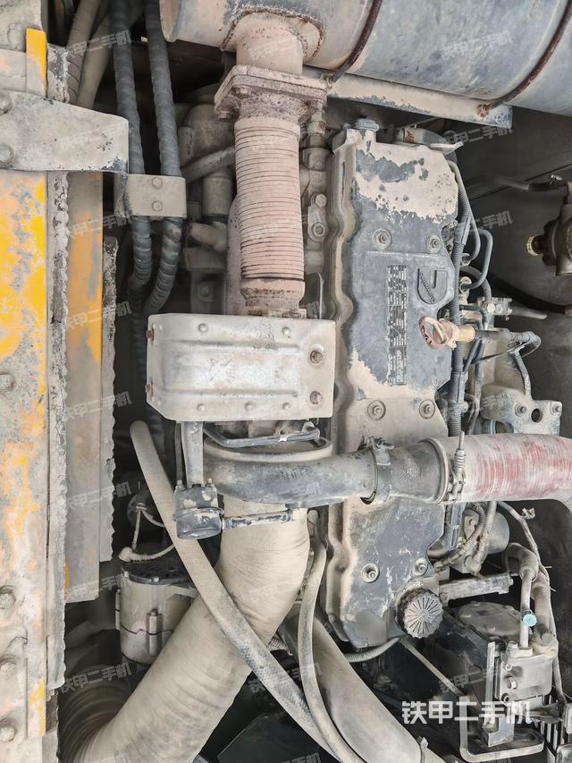 增压器特写(上车部件) 增压器特写(上车部件)