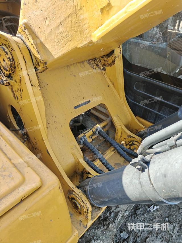 大臂根部?斜視（工作和回轉(zhuǎn)裝置）