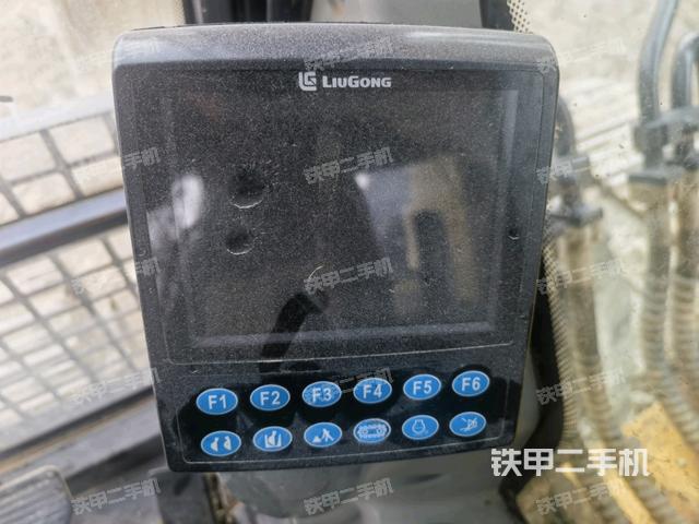 顯示屏?(駕駛室部分) 顯示屏?(駕駛室部分)