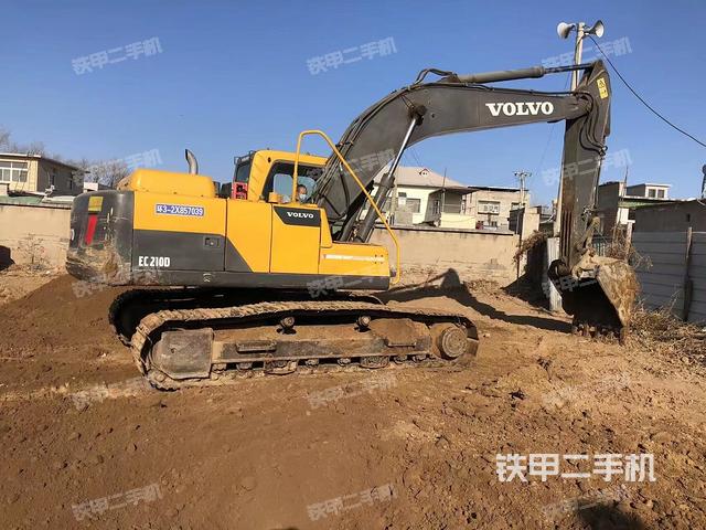 整機(jī)右后45°(整機(jī)外觀) 整機(jī)右后45°(整機(jī)外觀)