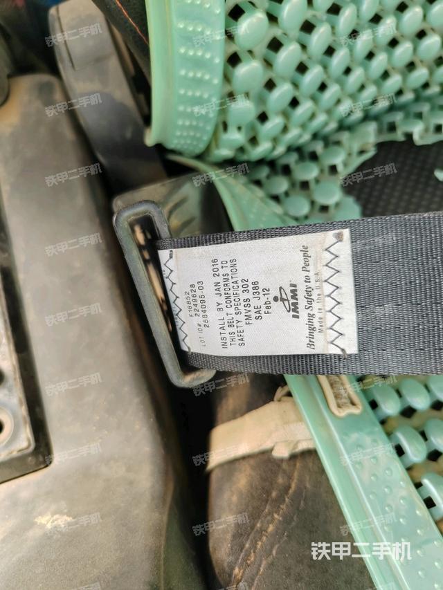 后窗玻璃角標(biāo)（駕駛室部分）