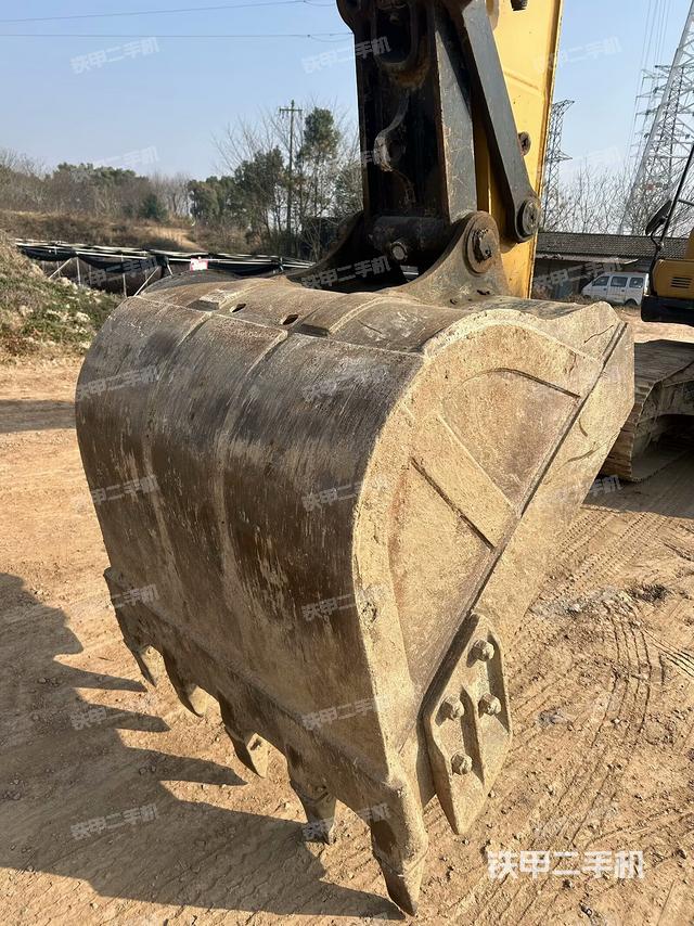 右側行走馬達蓋板（行走機構）