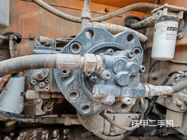 液压泵斜45 左(大件舱室) 液压泵斜45 左(大件舱室)