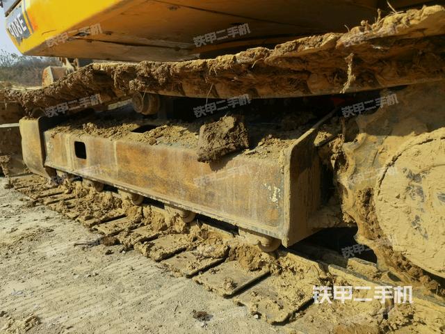 左導(dǎo)向輪（行走機(jī)構(gòu)）