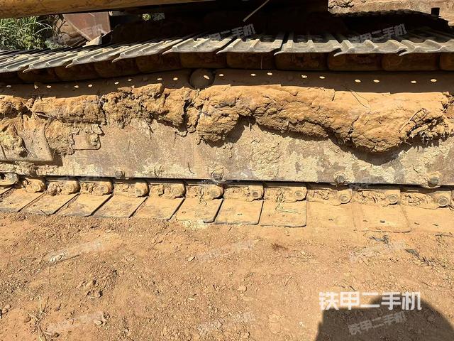 单侧履带整体（整机外观）