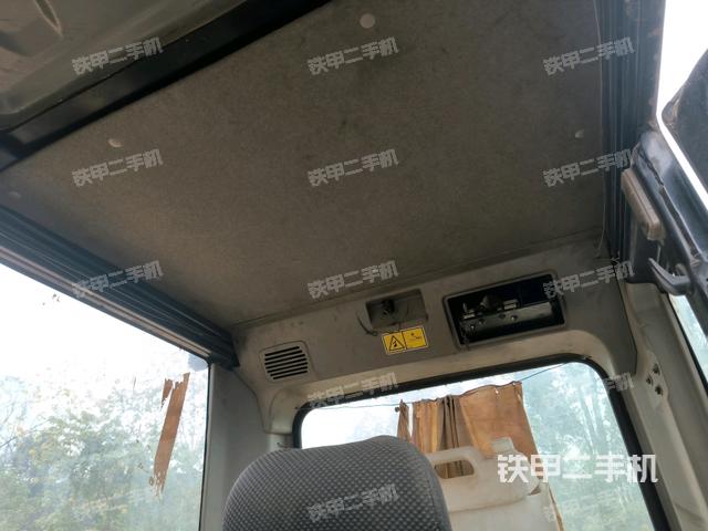 座椅后部(駕駛室部分) 座椅后部(駕駛室部分)
