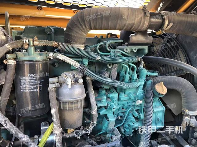 發(fā)動(dòng)機(jī)整體俯視（整機(jī)外觀）