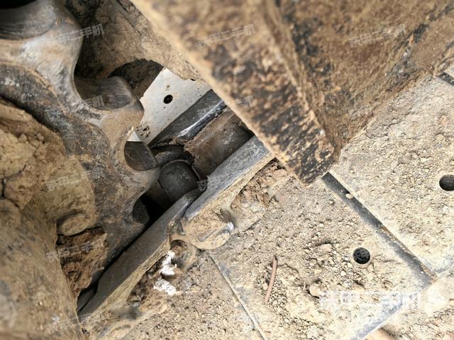 左托鏈輪和鏈筋（行走機(jī)構(gòu)）