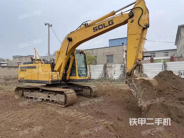 整機右后45°（整機外觀）