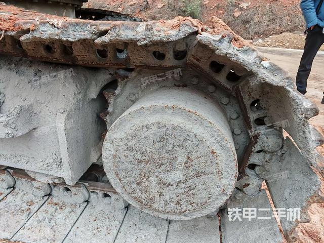 左驱动轮(行走机构) 左驱动轮(行走机构)