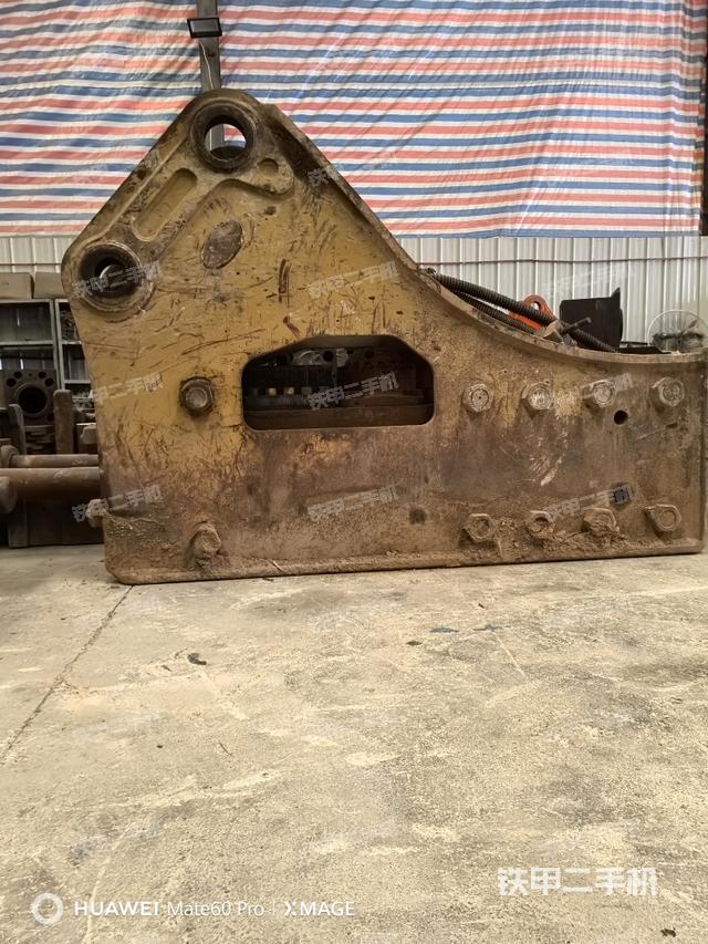 整機(jī)左側(cè)（設(shè)備外觀及核心部件）