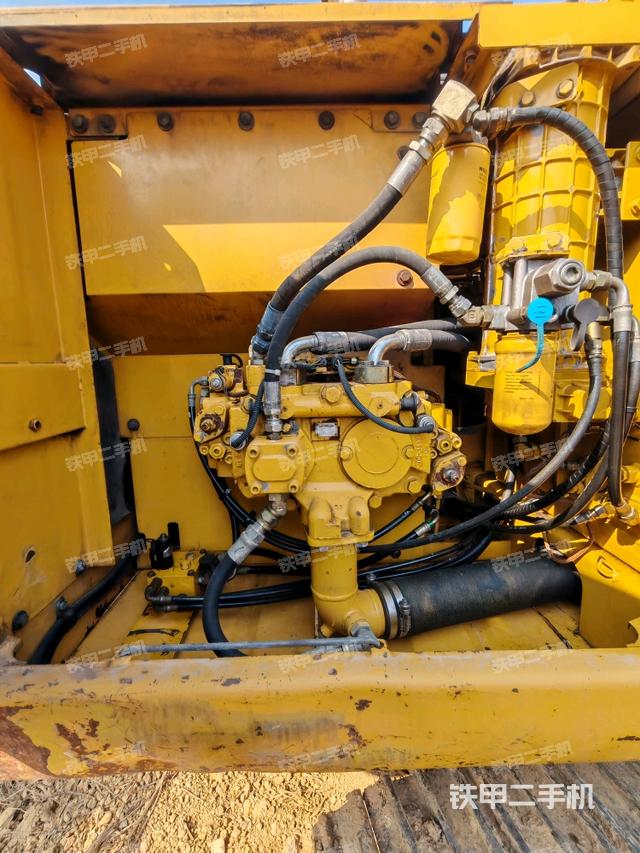 液壓泵室（大件艙室）