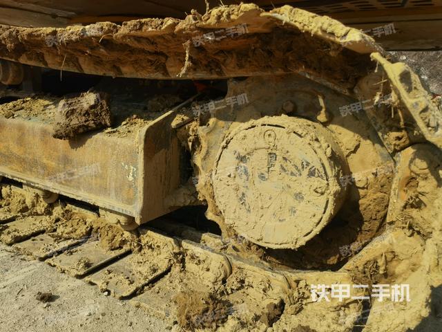 左側(cè)履帶整體?（行走機(jī)構(gòu)）