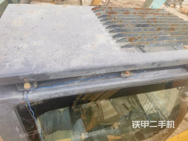 駕駛室頂部俯視(上車部件) 駕駛室頂部俯視(上車部件)
