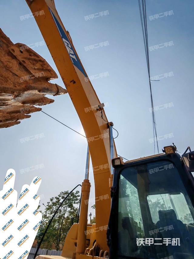 小臂整體左后（工作和回轉(zhuǎn)裝置）