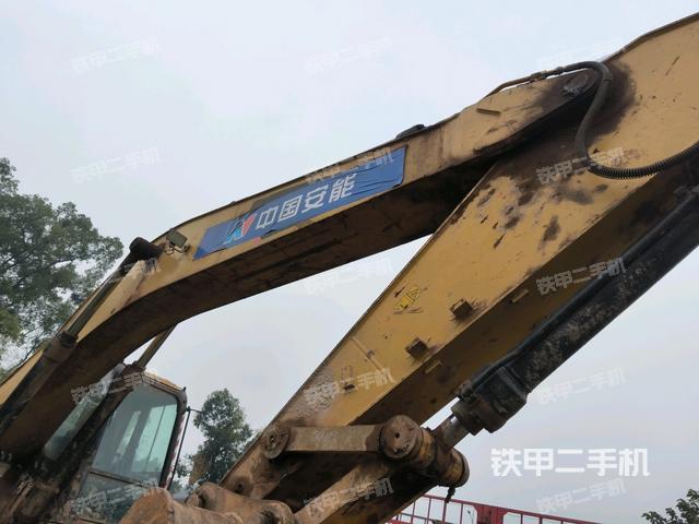 大臂整體?右側(cè)(工作和回轉(zhuǎn)裝置) 大臂整體?右側(cè)(工作和回轉(zhuǎn)裝置)