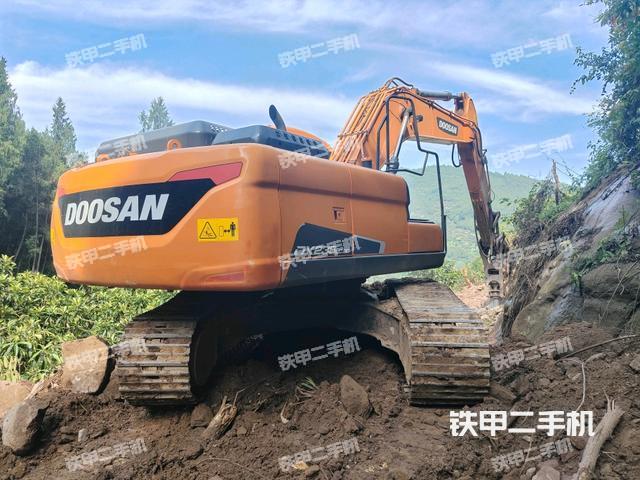 整机右后45°（整机外观）