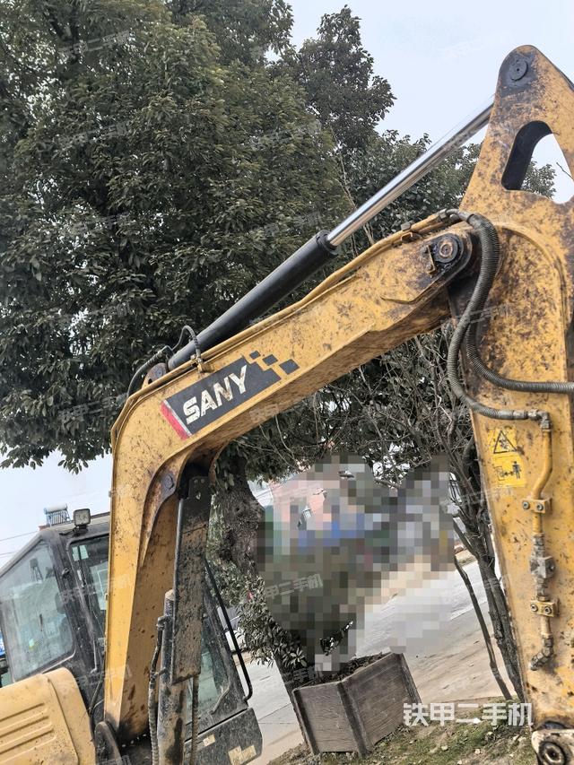 大臂整體?右側(cè)（工作和回轉(zhuǎn)裝置）