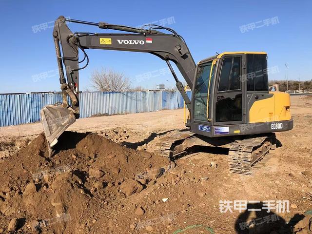 駕駛室頂部（整機(jī)外觀）