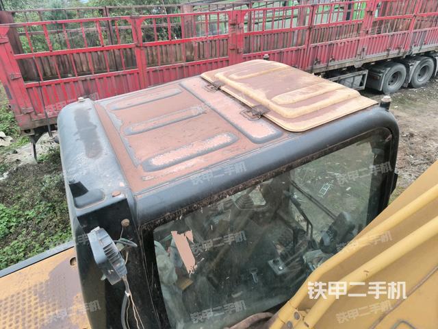 駕駛室頂部俯視(上車部件) 駕駛室頂部俯視(上車部件)