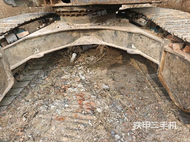 大臂根部?斜視(工作和回轉(zhuǎn)裝置) 大臂根部?斜視(工作和回轉(zhuǎn)裝置)