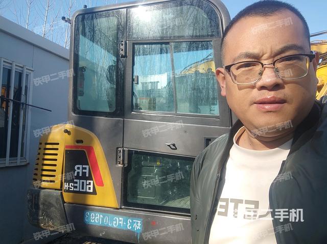 雷沃重工FR60E2-H挖掘机的设备实拍-第1张实拍照片