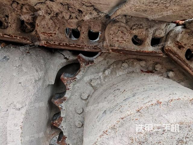 左侧行走马达盖板(行走机构) 左侧行走马达盖板(行走机构)