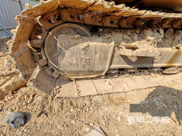 左導(dǎo)向輪（行走機(jī)構(gòu)）