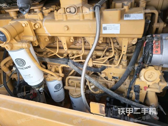 發(fā)動(dòng)機(jī)左側(cè)（整機(jī)外觀及大件）