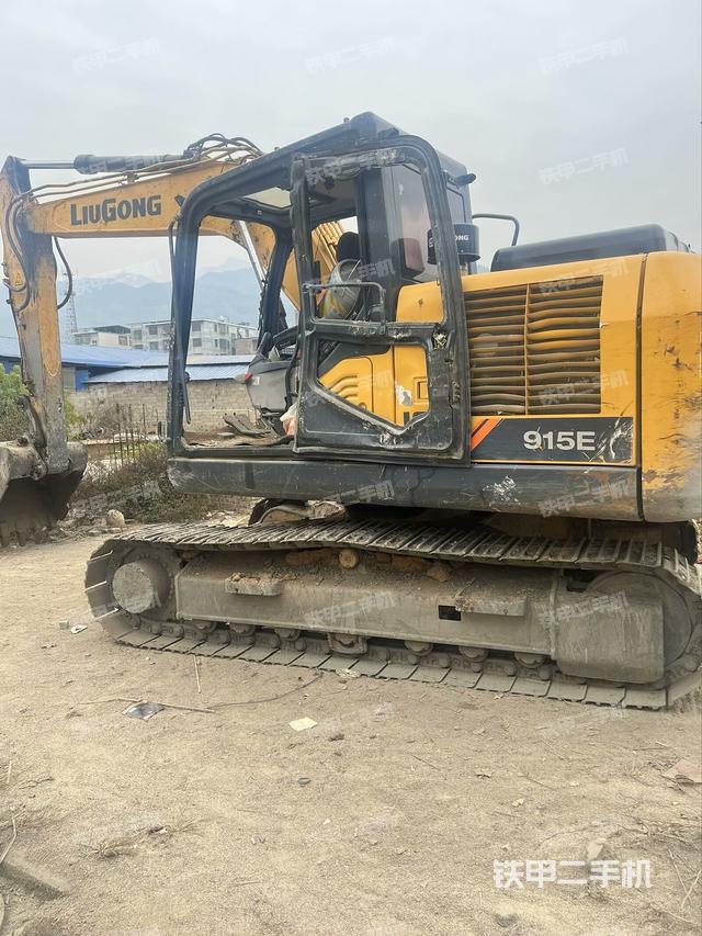 柳工CLG913E挖掘機(jī)