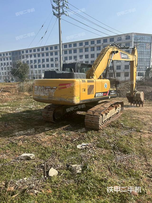 右后45(整機(jī)外觀) 右后45(整機(jī)外觀)