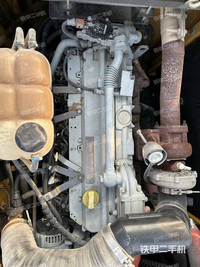 發(fā)動機整體俯視（整機外觀）