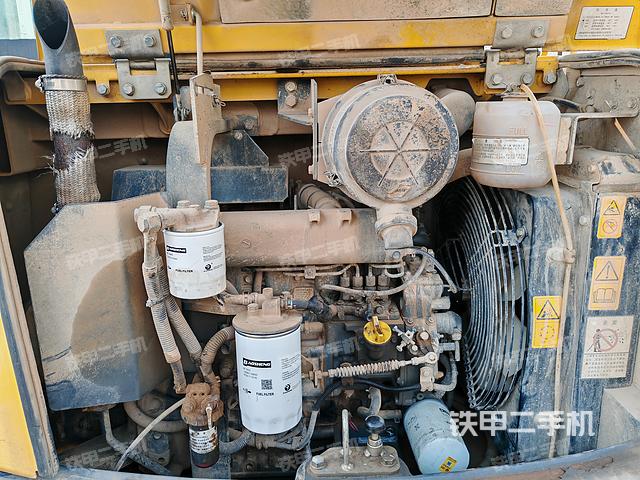 發(fā)動(dòng)機(jī)整體俯視（整機(jī)外觀）