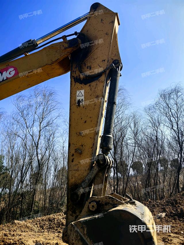 小臂整體左后（工作和回轉(zhuǎn)裝置）