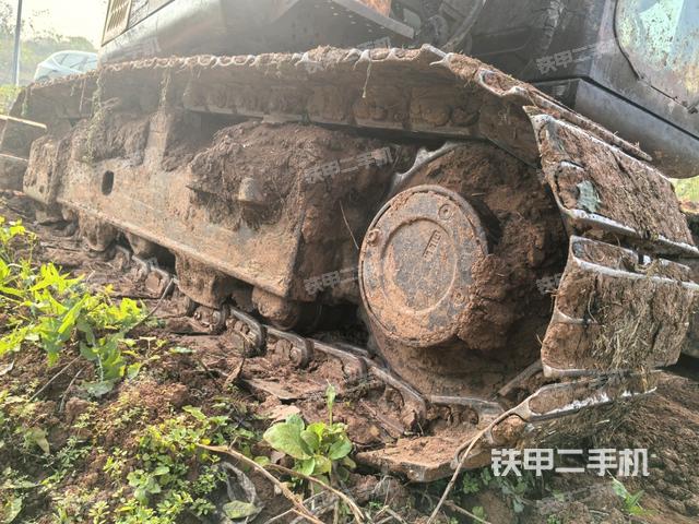 右側(cè)履帶整體?(行走機構(gòu)) 右側(cè)履帶整體?(行走機構(gòu))