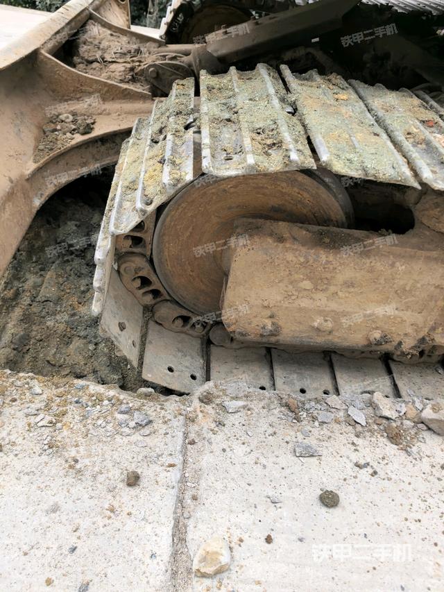 右導(dǎo)向輪（行走機(jī)構(gòu)）