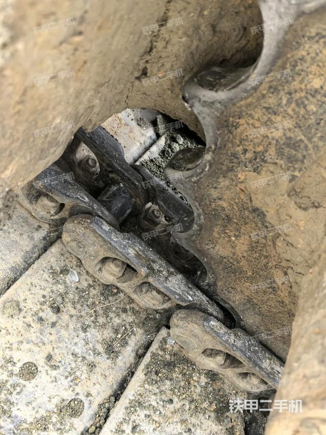 右側(cè)行走馬達(dá)蓋板（行走機(jī)構(gòu)）