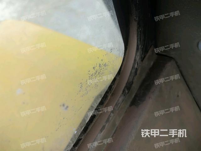 后玻璃角標(biāo)（壓路機(jī)駕駛室）