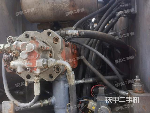 液壓泵室(大件艙室) 液壓泵室(大件艙室)