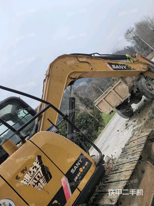 小臂整體右前（工作和回轉(zhuǎn)裝置）