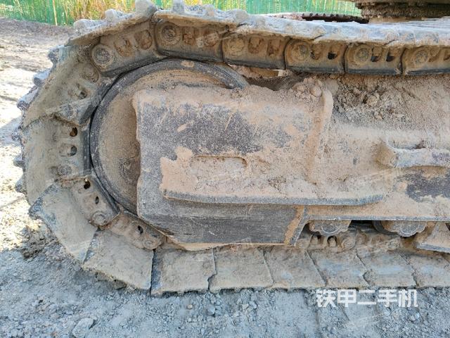 左侧行走马达盖板(行走机构) 左侧行走马达盖板(行走机构)