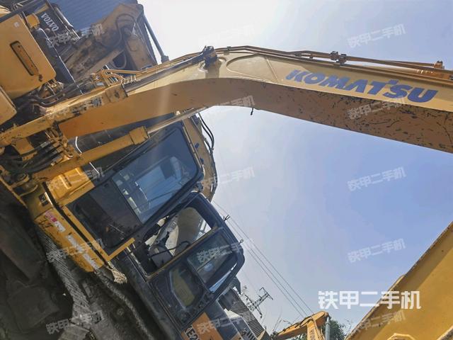 大臂整體?右側(cè)(工作和回轉(zhuǎn)裝置) 大臂整體?右側(cè)(工作和回轉(zhuǎn)裝置)