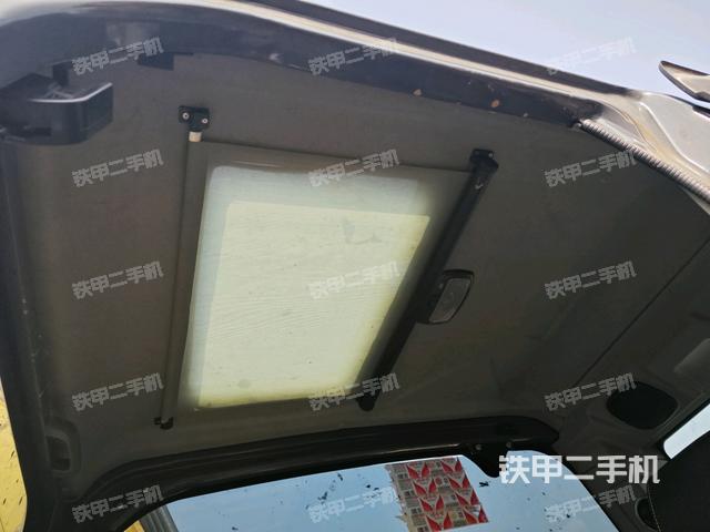 頂棚整體（駕駛室部分）