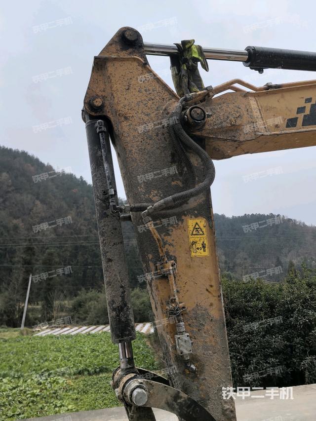 小臂整體左后（工作和回轉(zhuǎn)裝置）